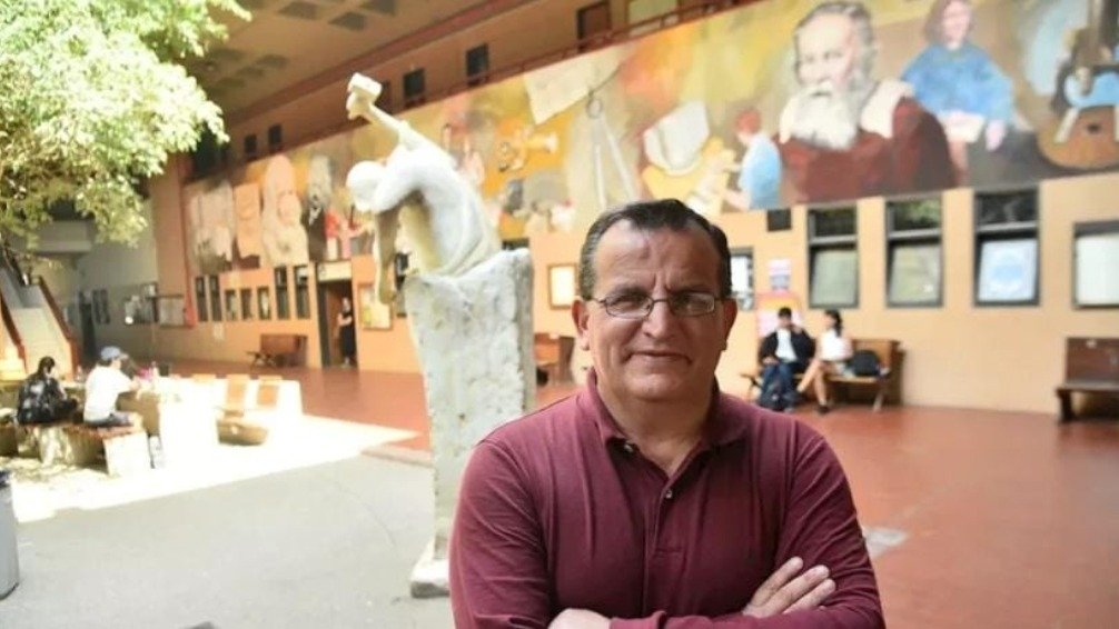 Fue elegido  el mejor profesor de ingeniería de la Argentina